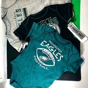 Philadelphia Eagles NFL Baby Set 3- Pack Size 6-9 Months brand new. ~NWT